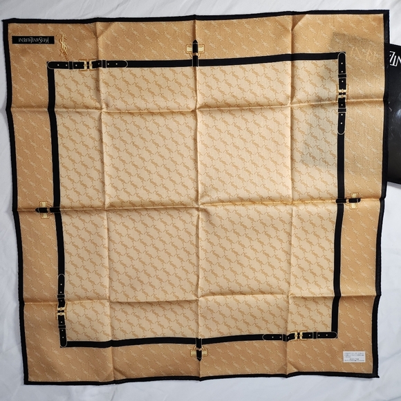 ❤️ YVES SAINT LAURENT SCARF/Handkerchief cotton Brand-new - Picture 2 of 9